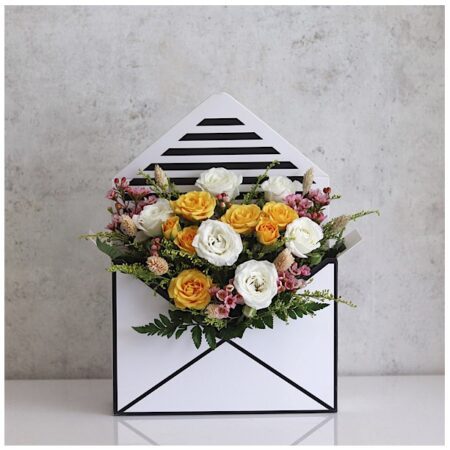 Best flower bouquets in Kuwait. We are located in Hawally. We deliver to all areas in Kuwait.