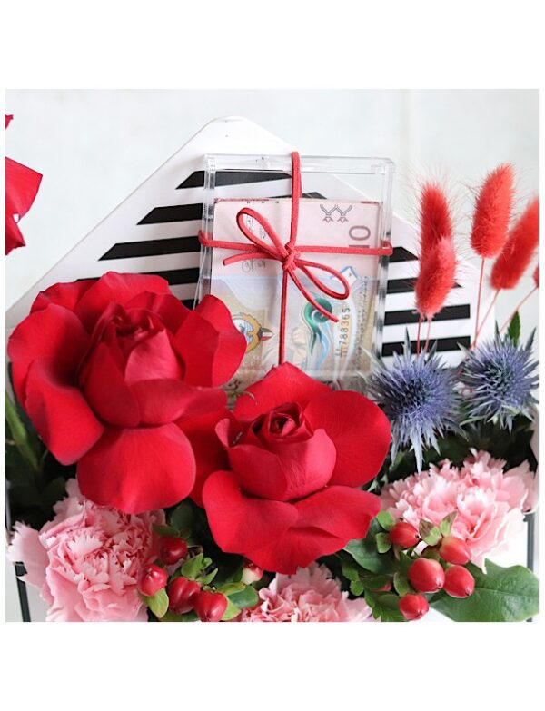 The best flower shop in Kuwait. Free delivery for items over 30 KD. Order online.